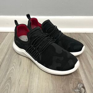 Clarks Sneakers Women’s 7W Nova Ave Black Camouflage Slip On Athletic